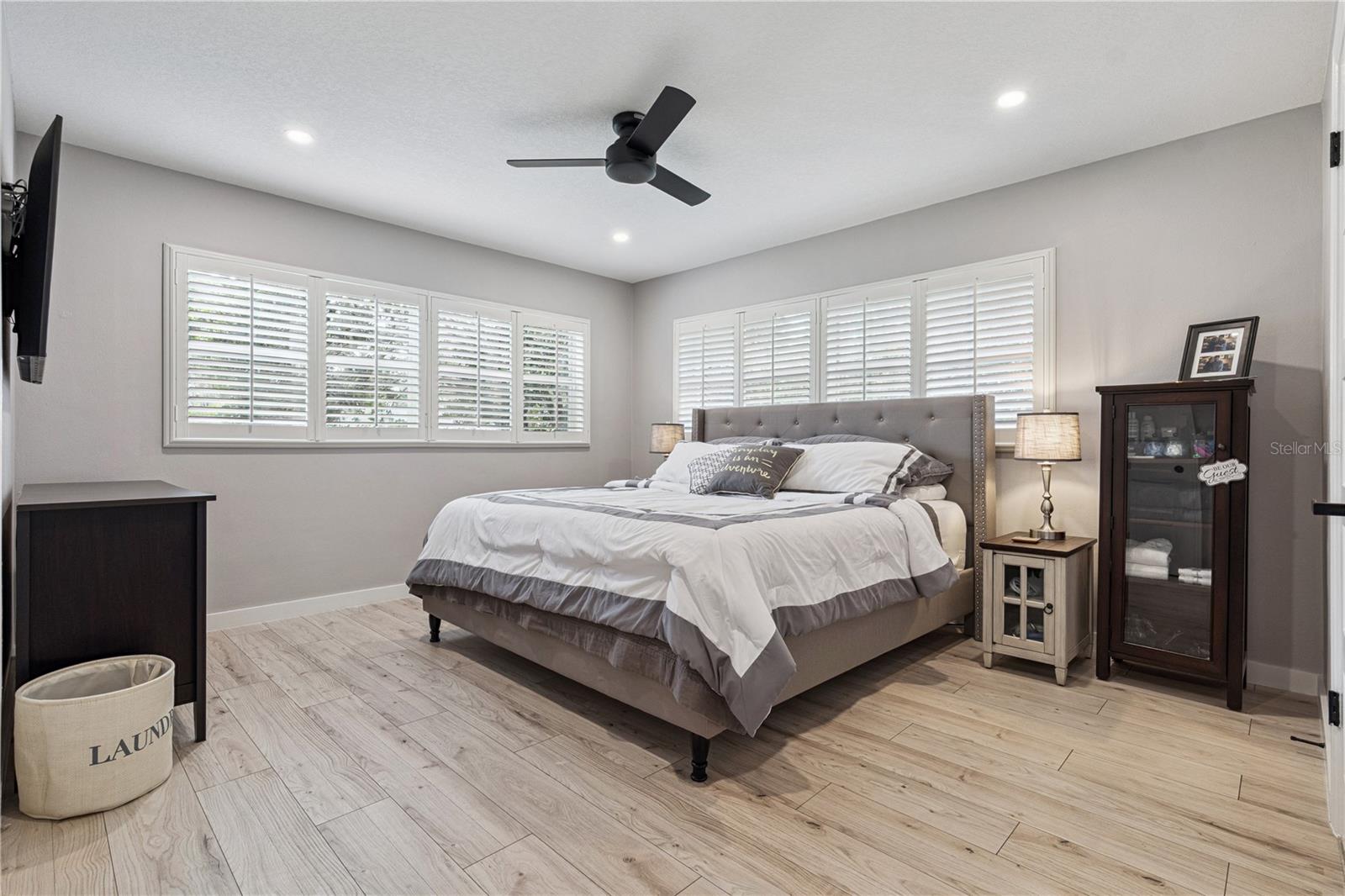 DELROY PARK - Residential