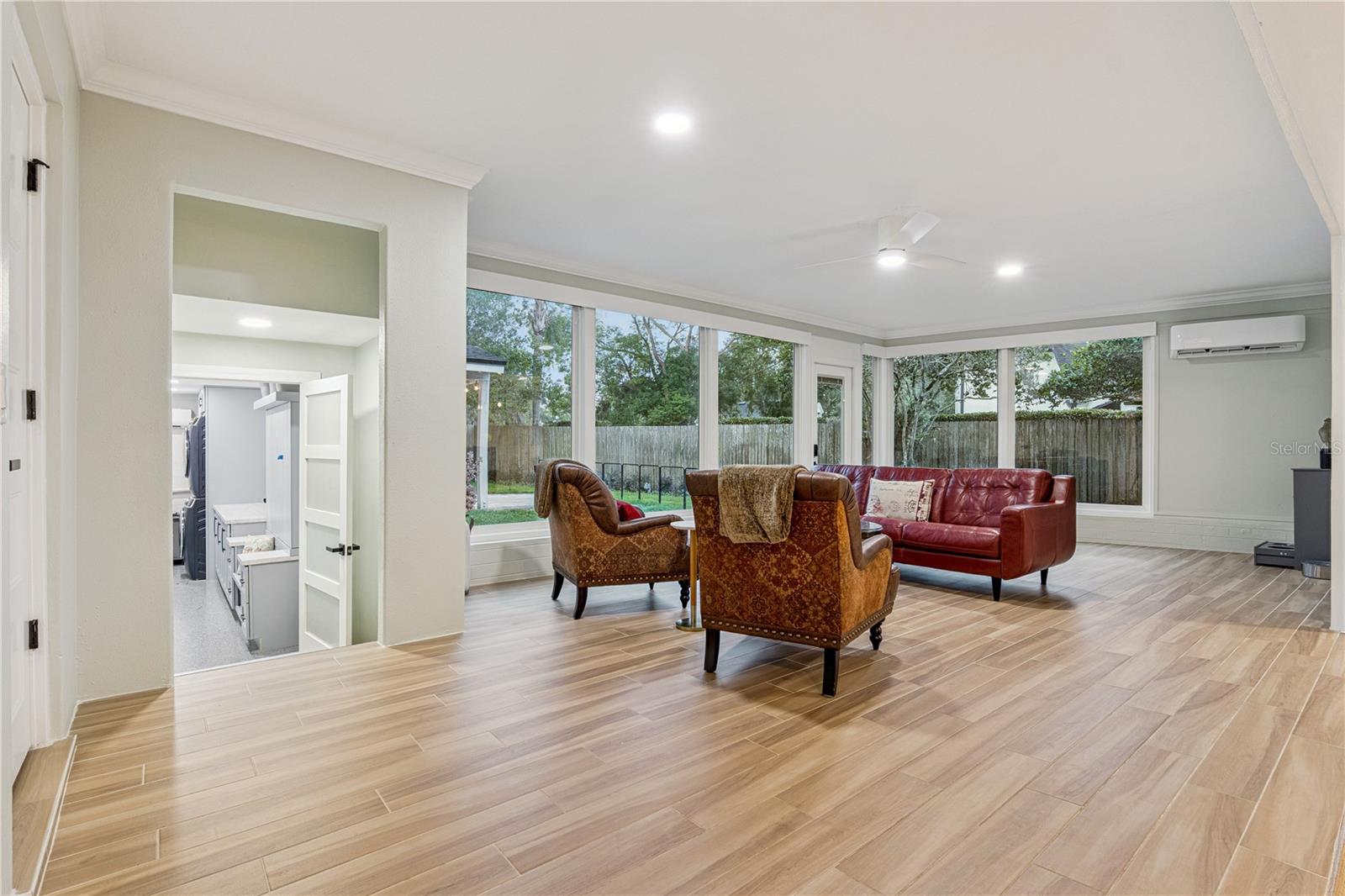 DELROY PARK - Residential
