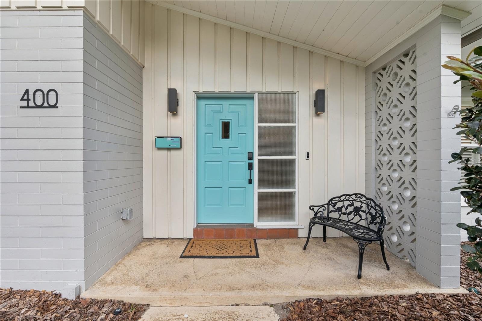 400 W TROTTERS DRIVE