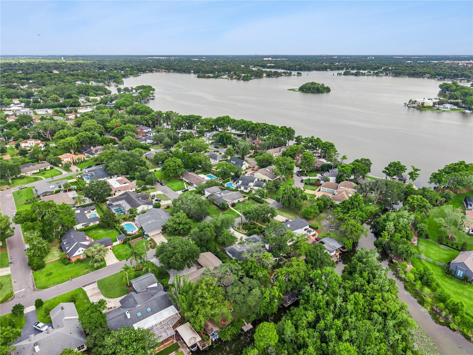 DELROY PARK - Residential