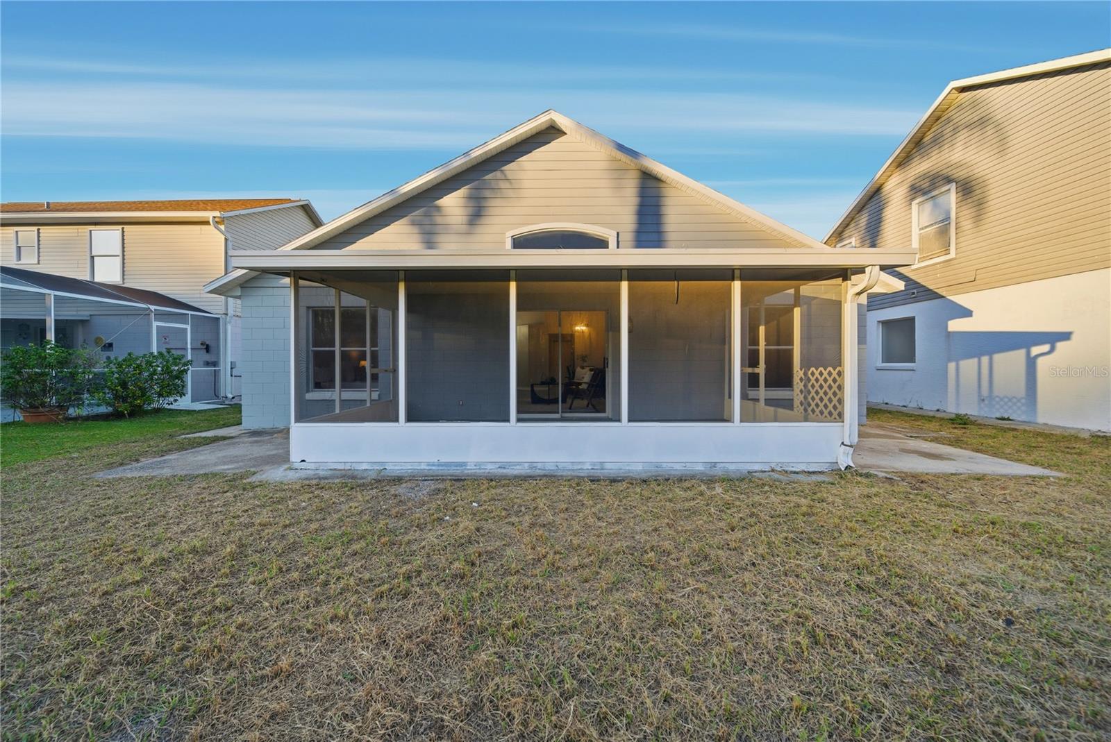 DAVENPORT LAKES PH O1 - Residential