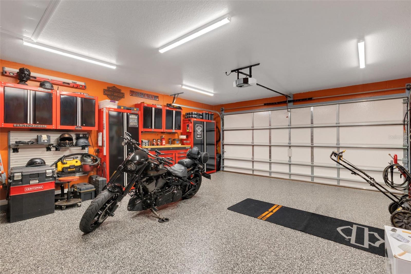 SCENIC BLUFF PH 2 - Residential