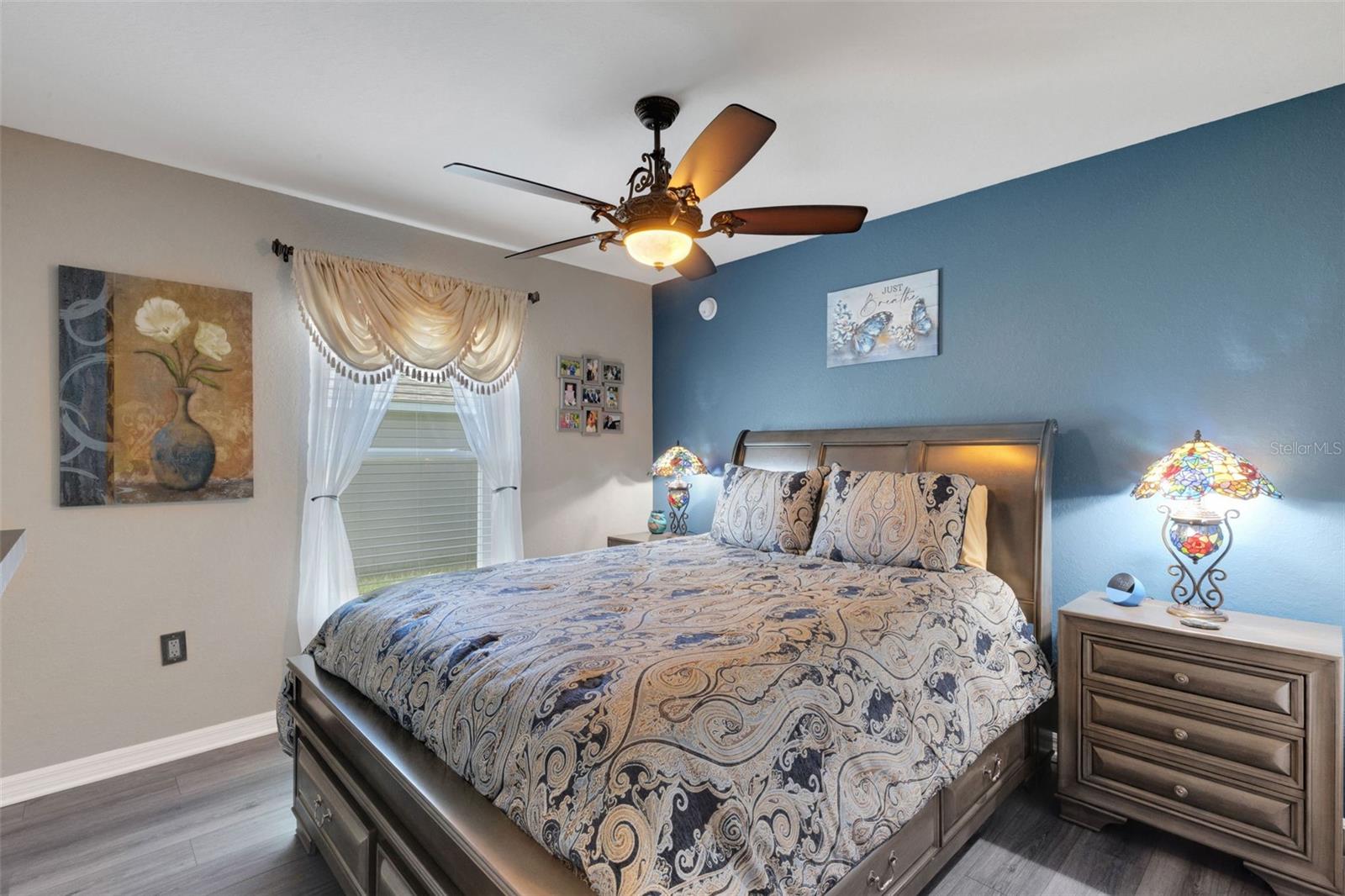 SCENIC BLUFF PH 2 - Residential