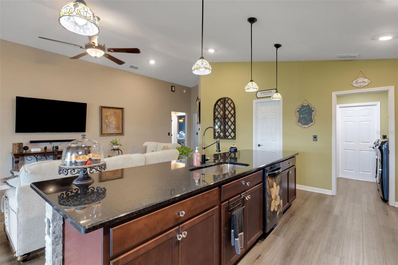 SCENIC BLUFF PH 2 - Residential