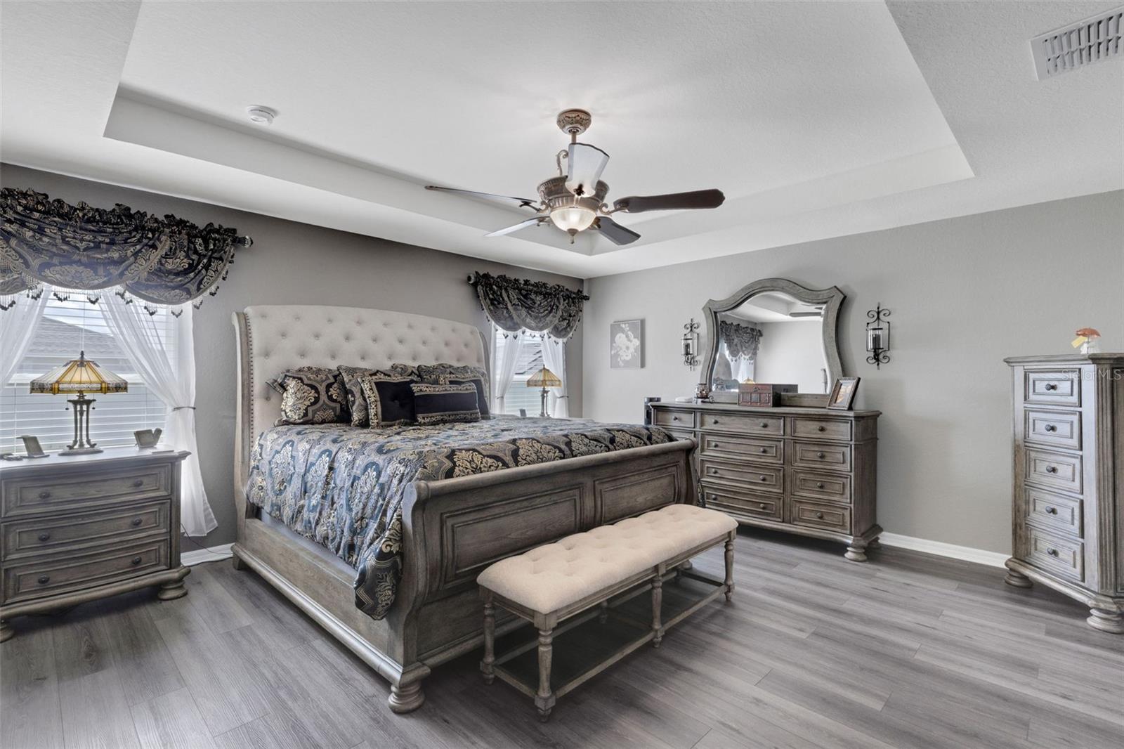 SCENIC BLUFF PH 2 - Residential