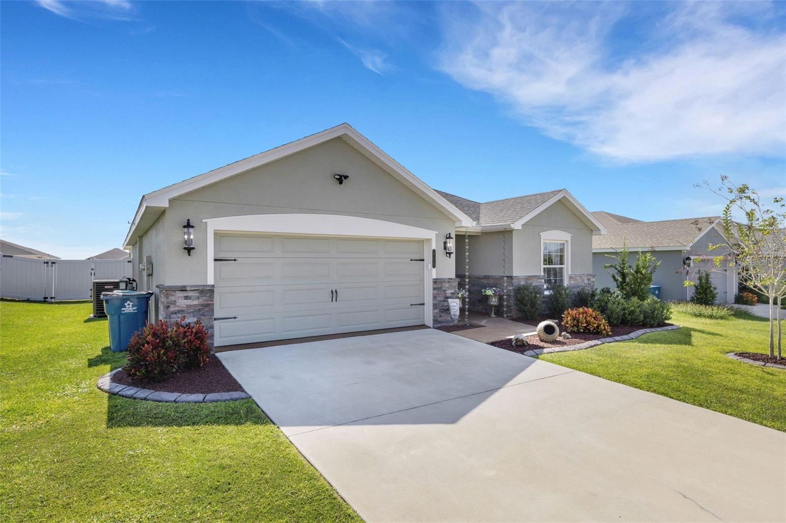 SCENIC BLUFF PH 2 - Residential