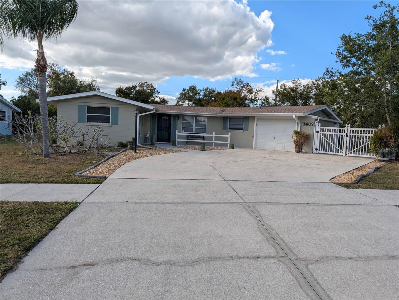 3409 HARBOR BOULEVARD, PORT CHARLOTTE, FL, 33952 1 3409 HARBOR BOULEVARD