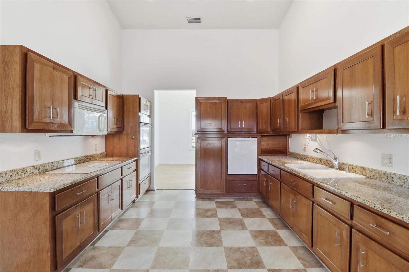 CLEARVIEW ESTATES SECOND ADD - Residential