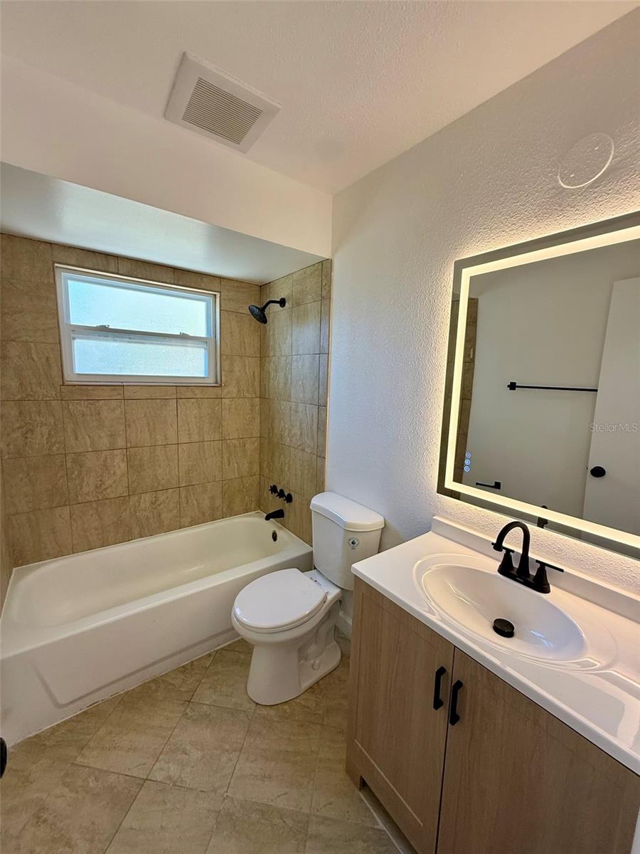 WEST ALTAMONTE HEIGHTS SEC 1 - Residential Lease