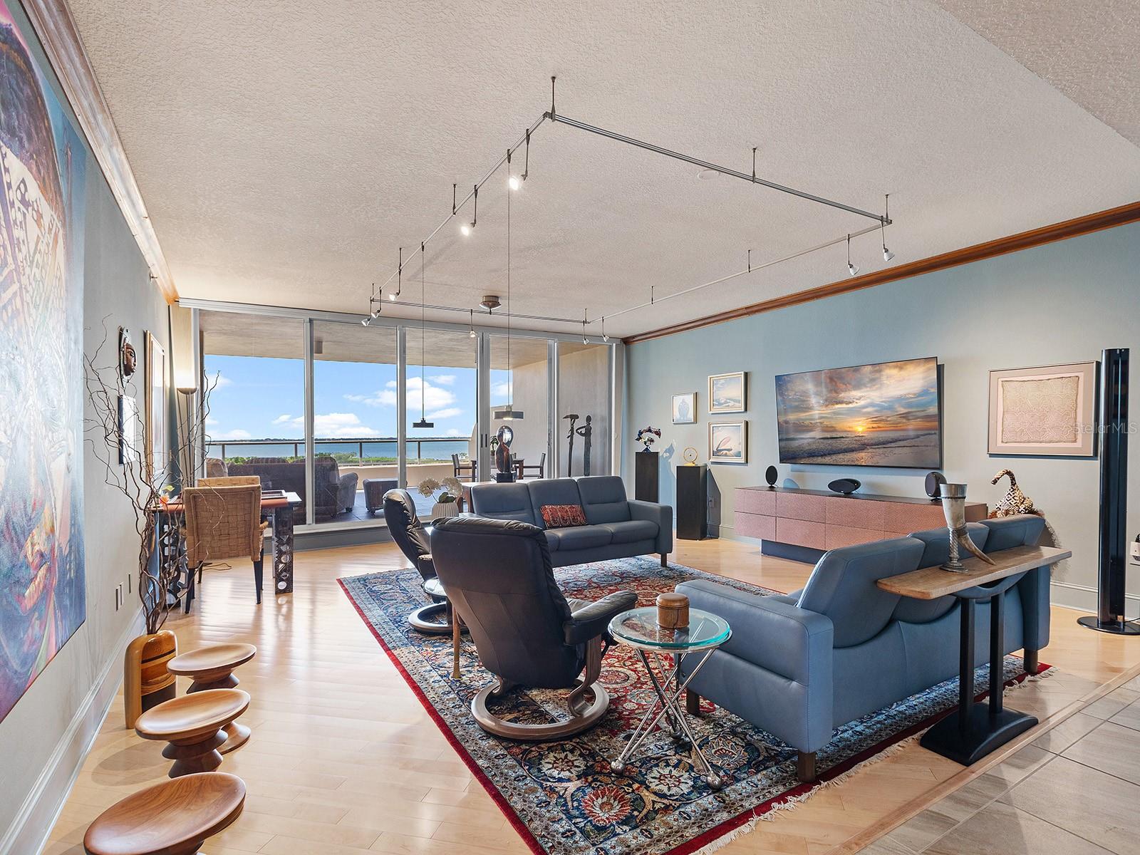 GRAND BAY 2 - Residential