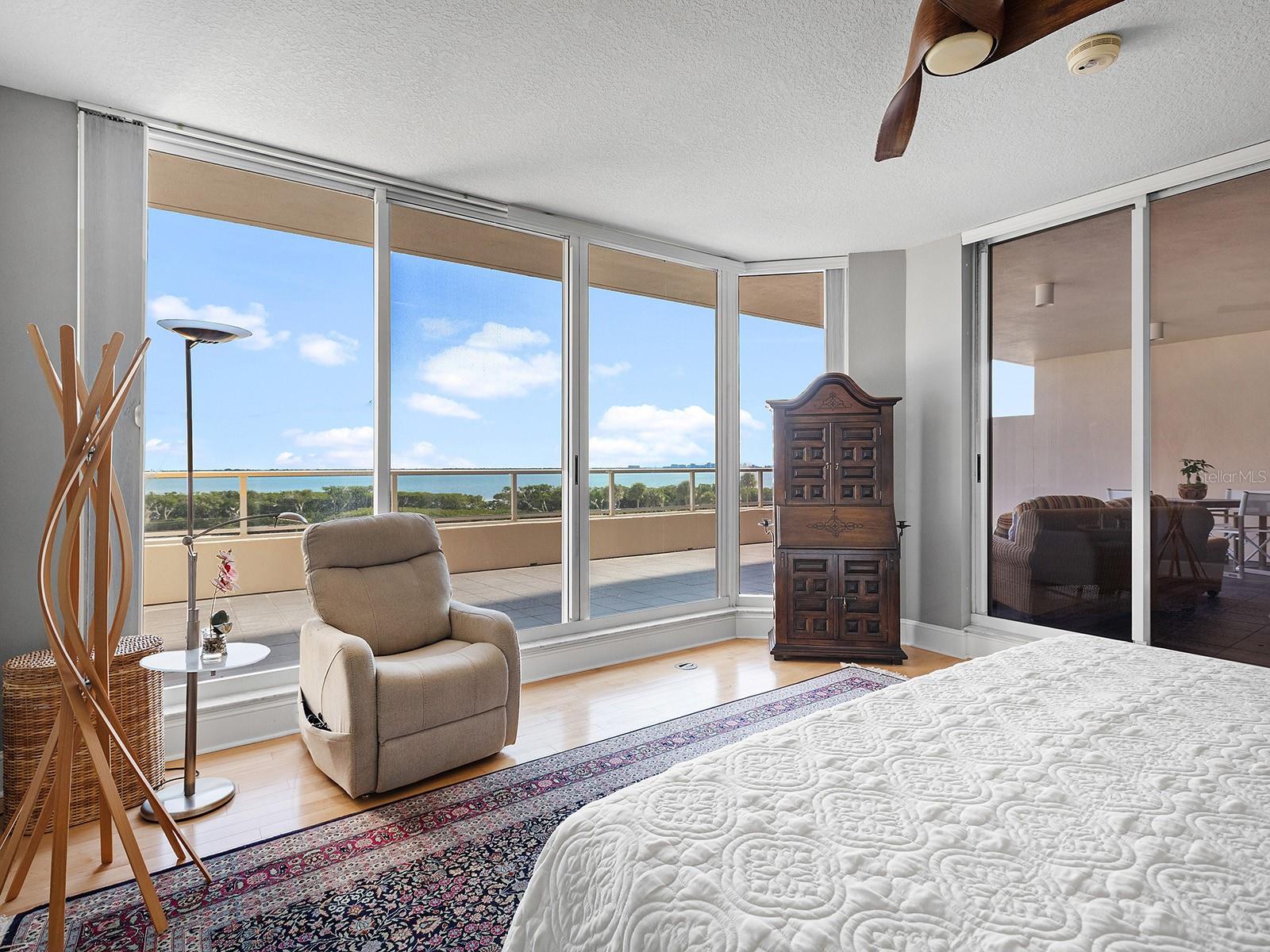 GRAND BAY 2 - Residential