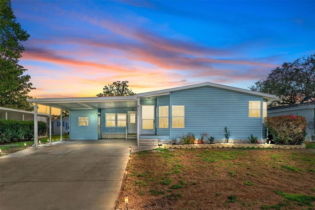 Photo of 3009 Manatee Road, Tavares, FL 32778 (MLS # O6387074)