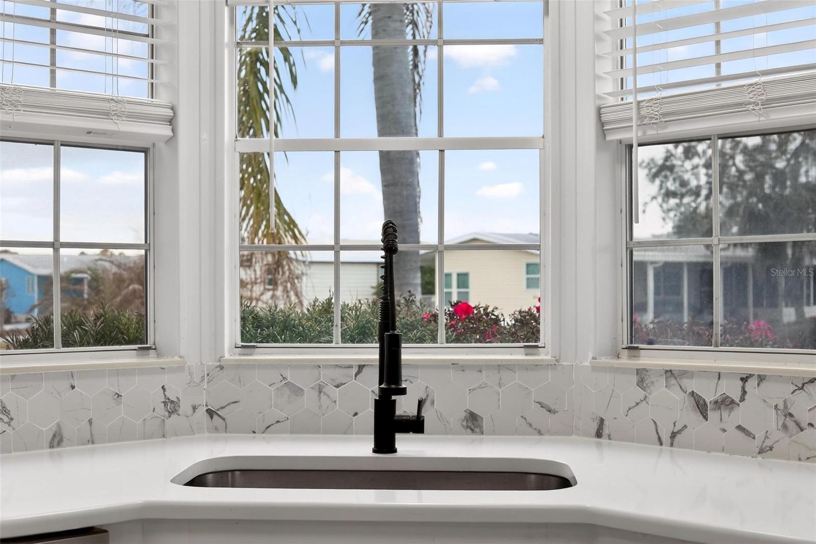 TAVARES FOX RUN MOBILE HOME - Residential