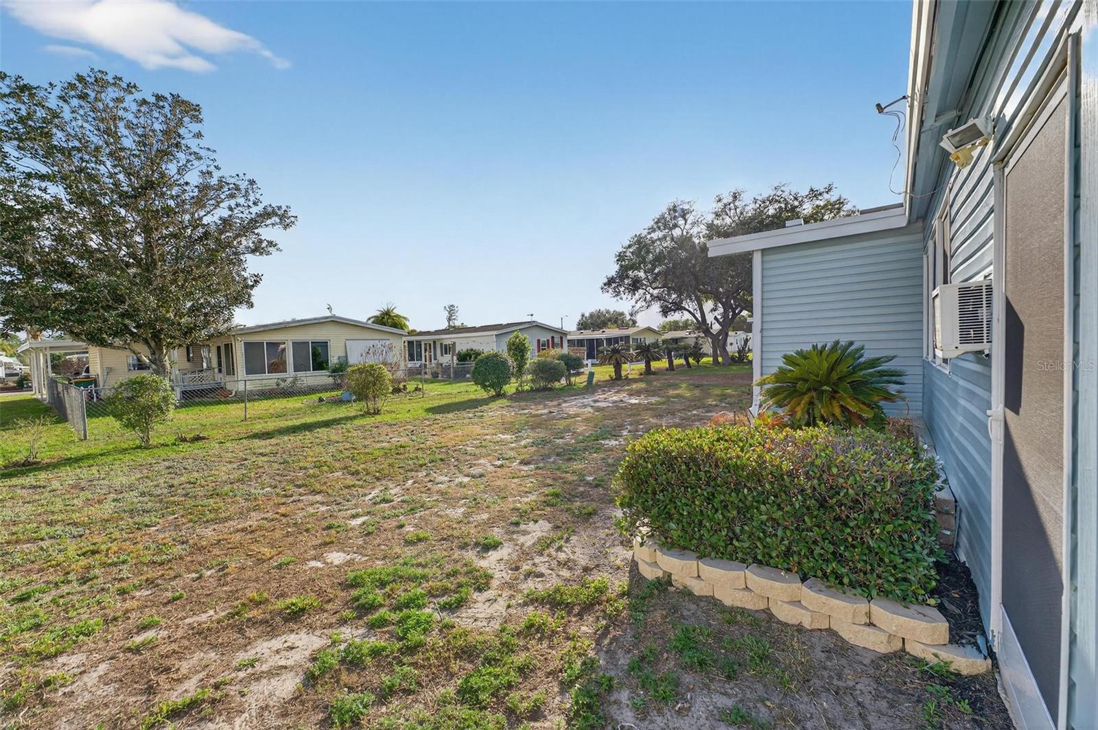 TAVARES FOX RUN MOBILE HOME - Residential