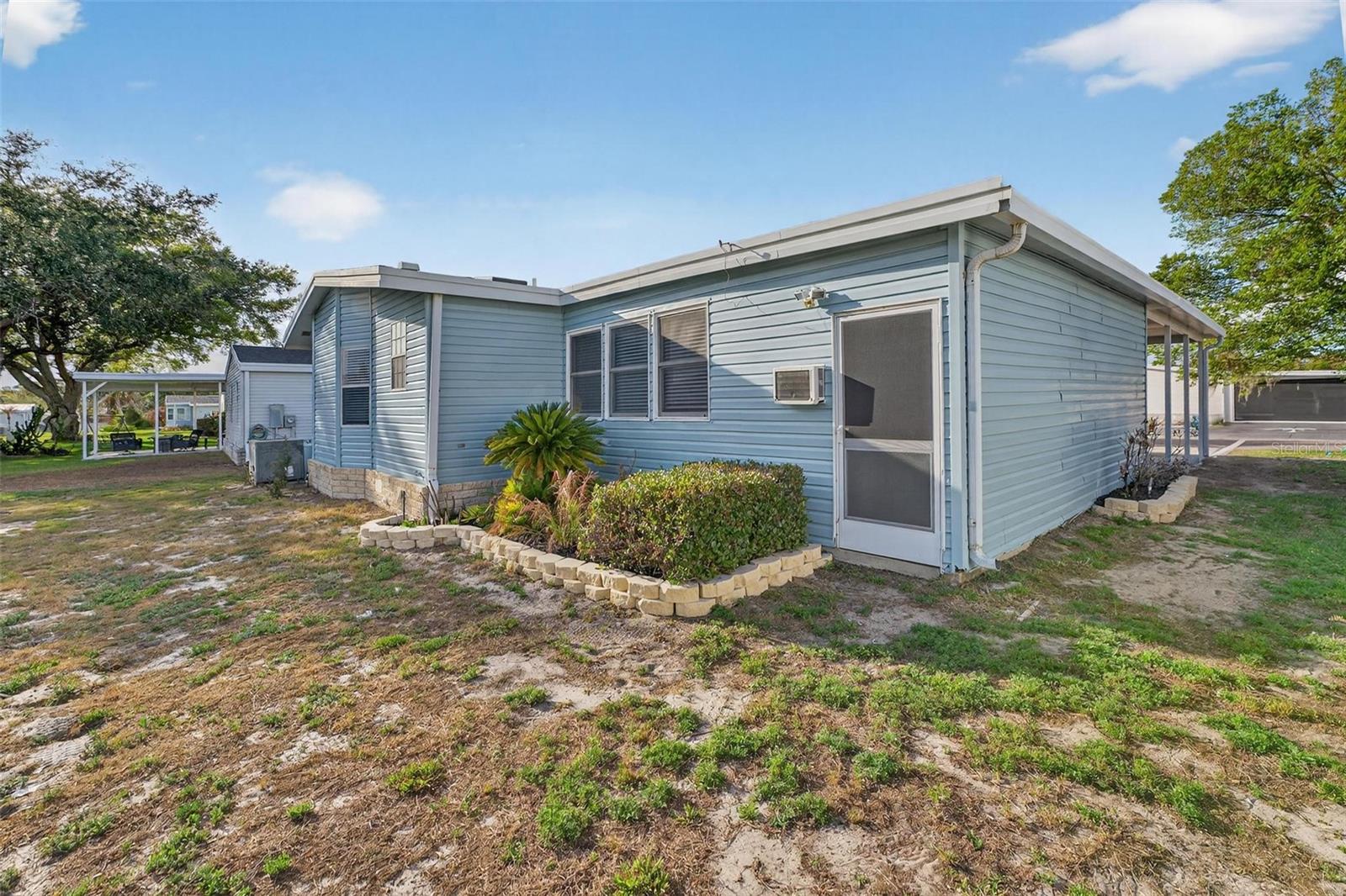 TAVARES FOX RUN MOBILE HOME - Residential