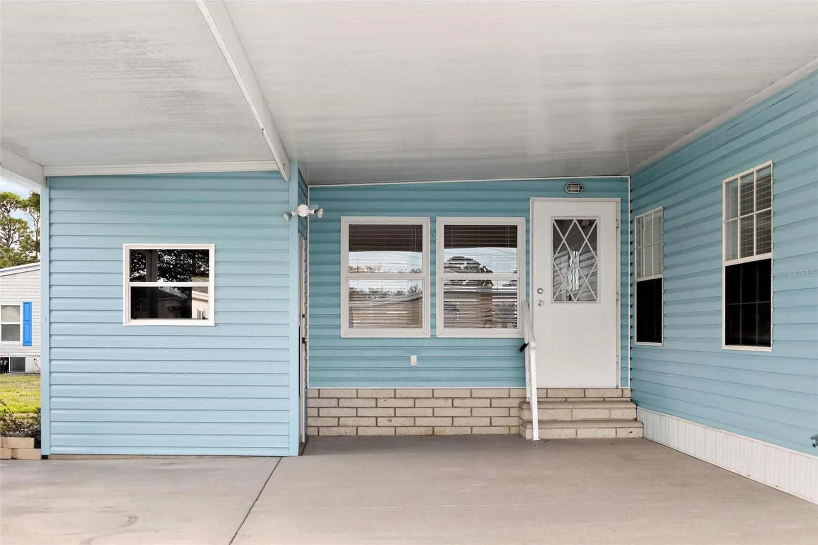 TAVARES FOX RUN MOBILE HOME - Residential