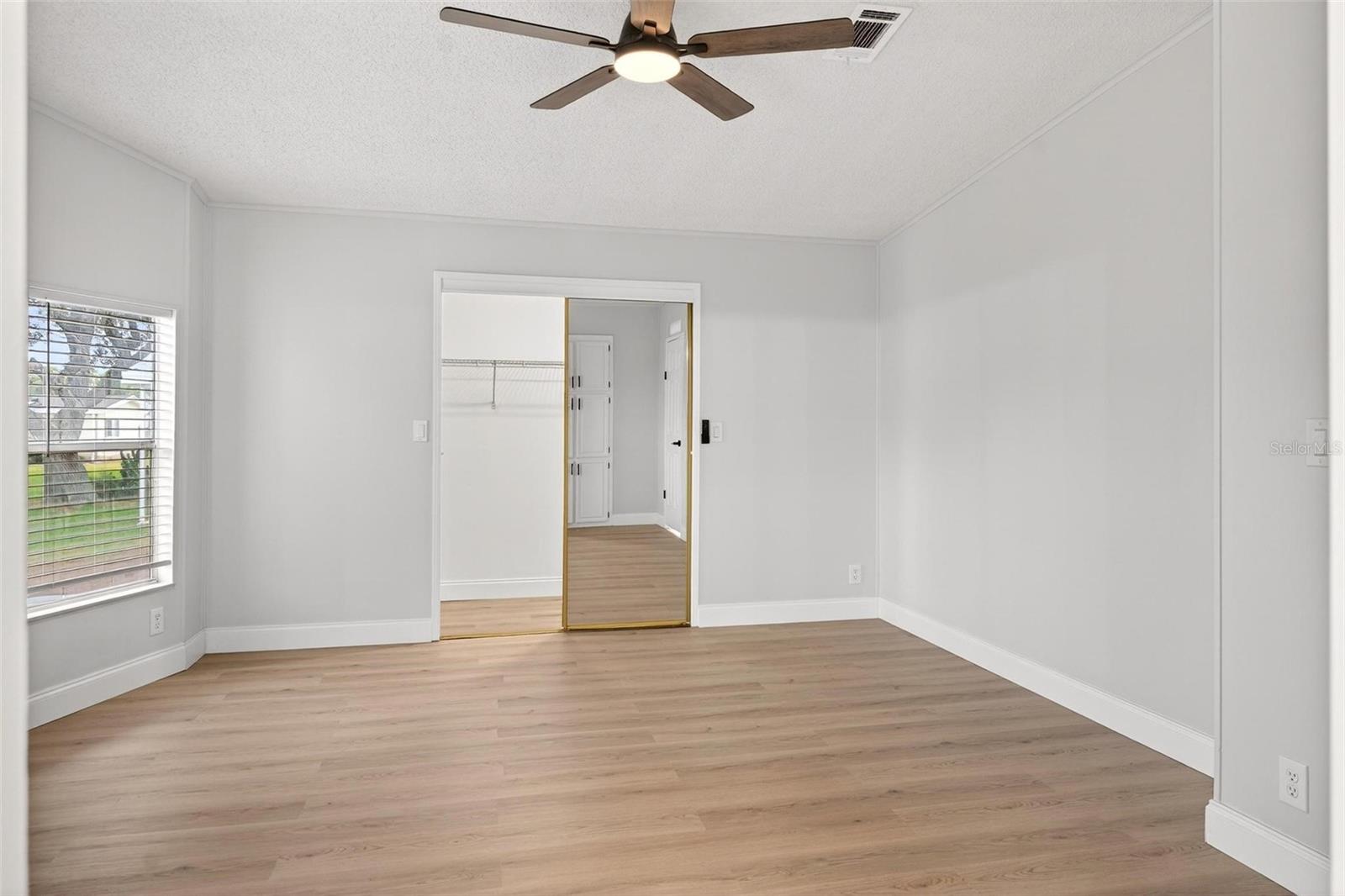 TAVARES FOX RUN MOBILE HOME - Residential