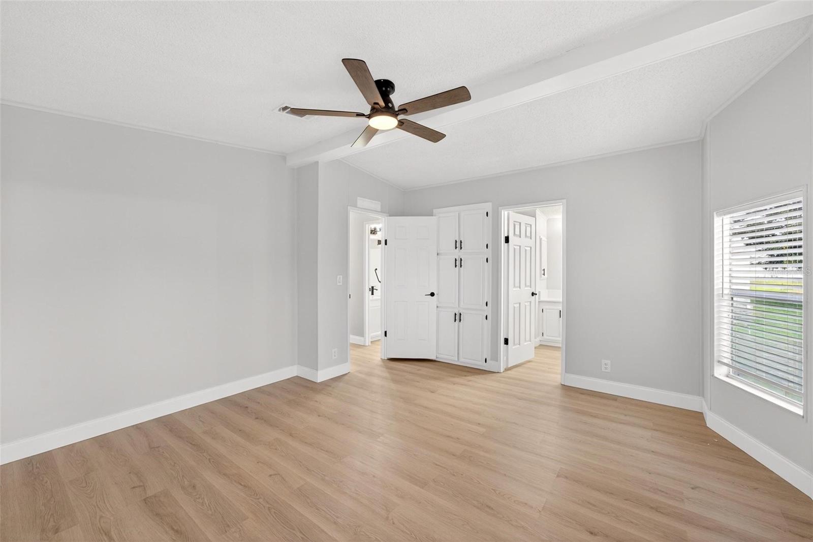 TAVARES FOX RUN MOBILE HOME - Residential