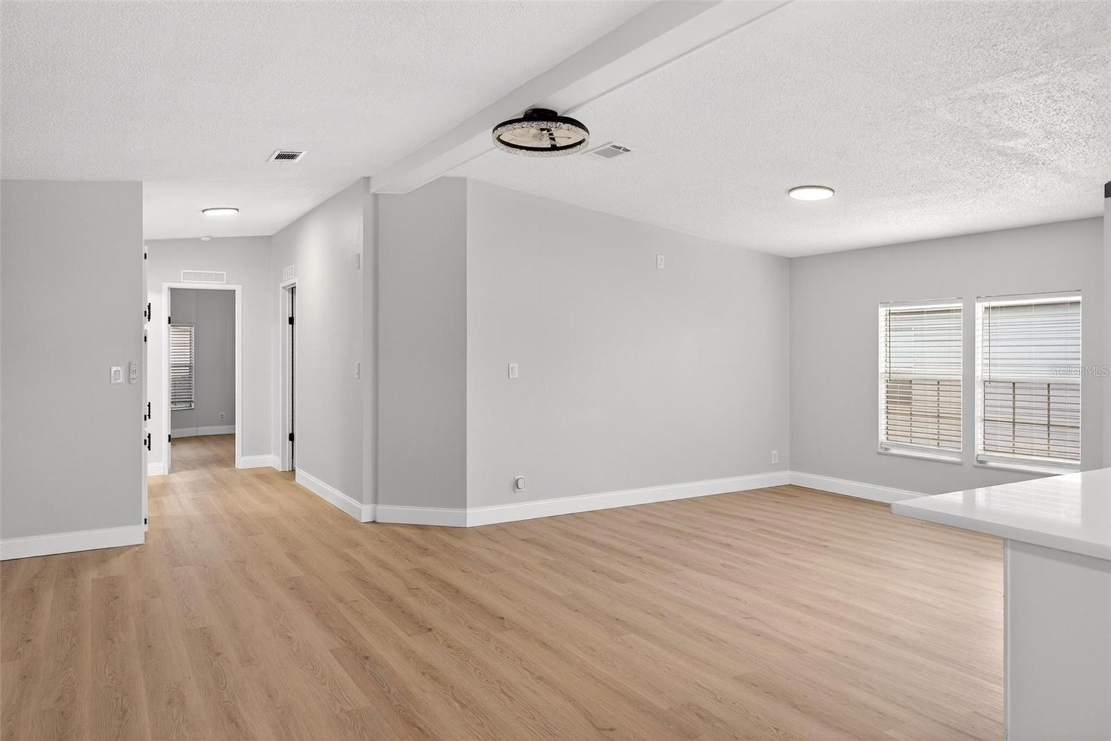 TAVARES FOX RUN MOBILE HOME - Residential