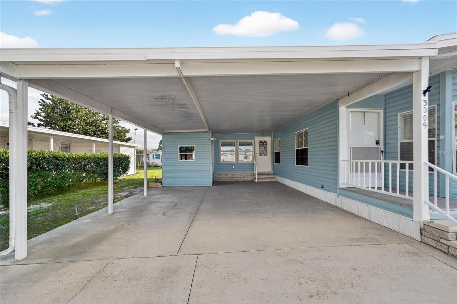 TAVARES FOX RUN MOBILE HOME - Residential