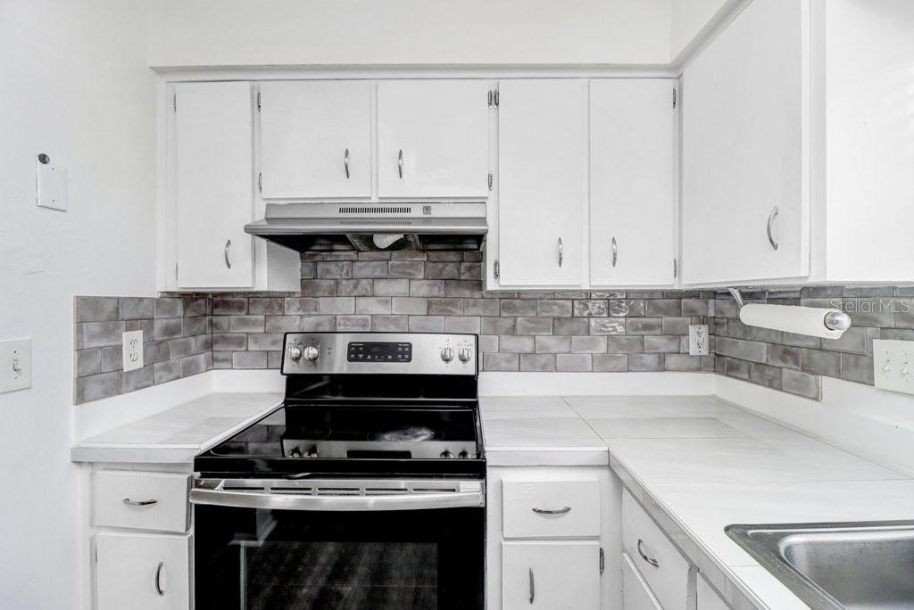 Photo of 7210 N Manhattan Avenue #2523, Tampa, FL 33614 (MLS # TB8553669)