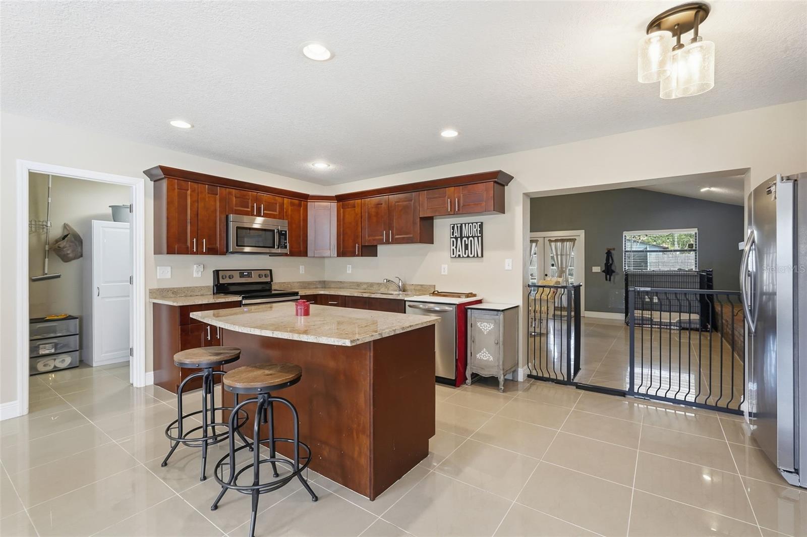 UNPLATTED - Residential