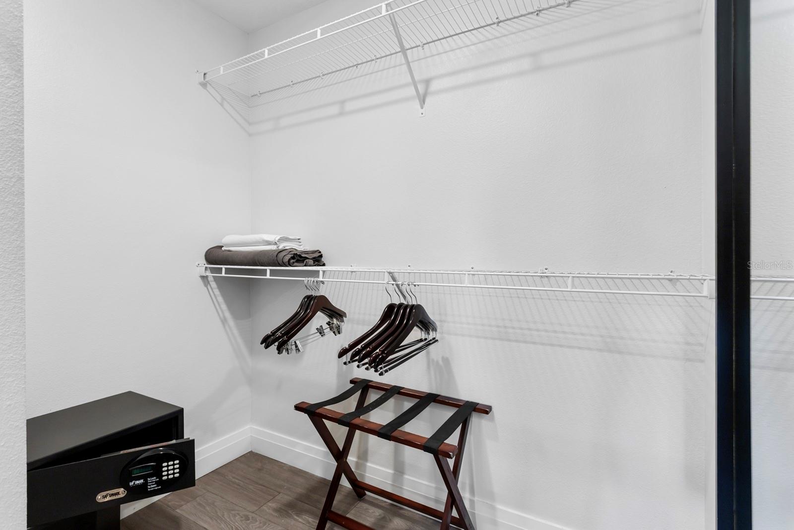 GROVE RESIDENCE & SPA HOTEL CONDO II - Residential