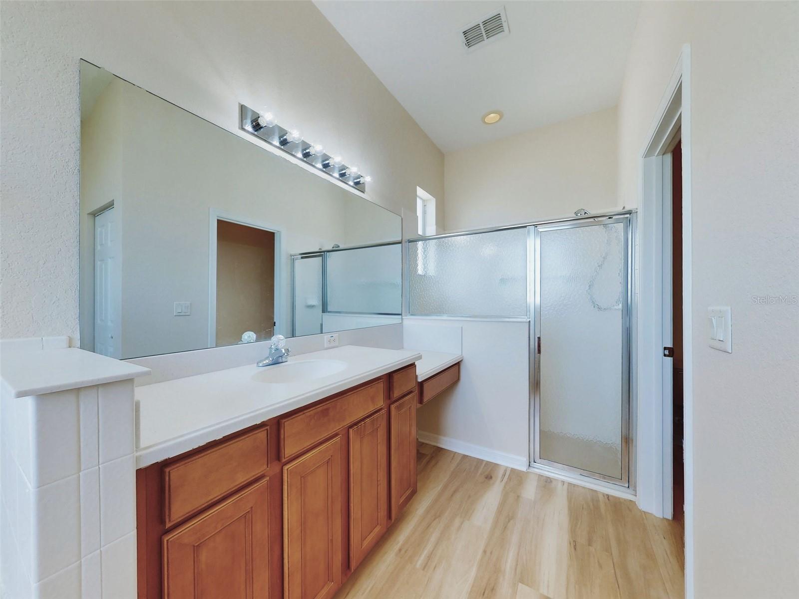 OVERLOOK OF STONECREST - Residential