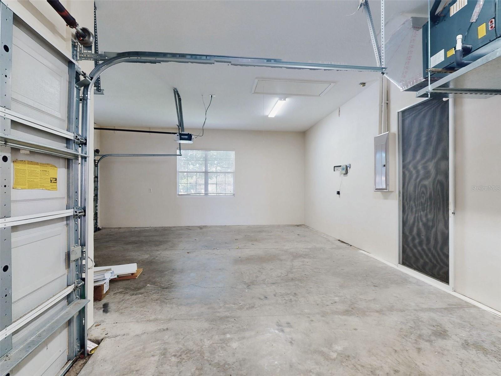 OVERLOOK OF STONECREST - Residential