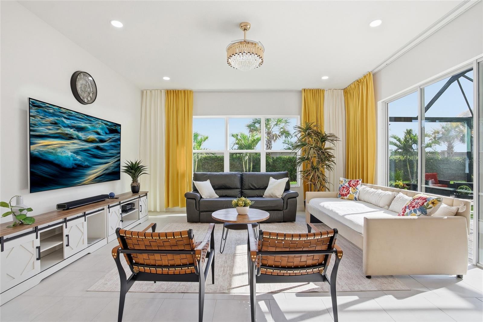 WINDING RIDGE - Residential