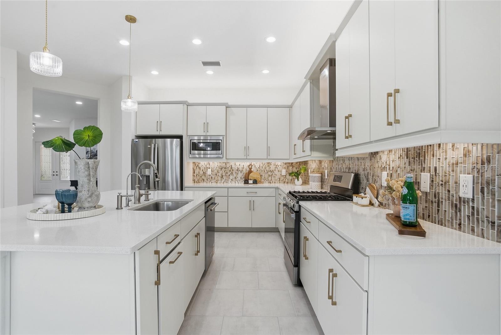 WINDING RIDGE - Residential