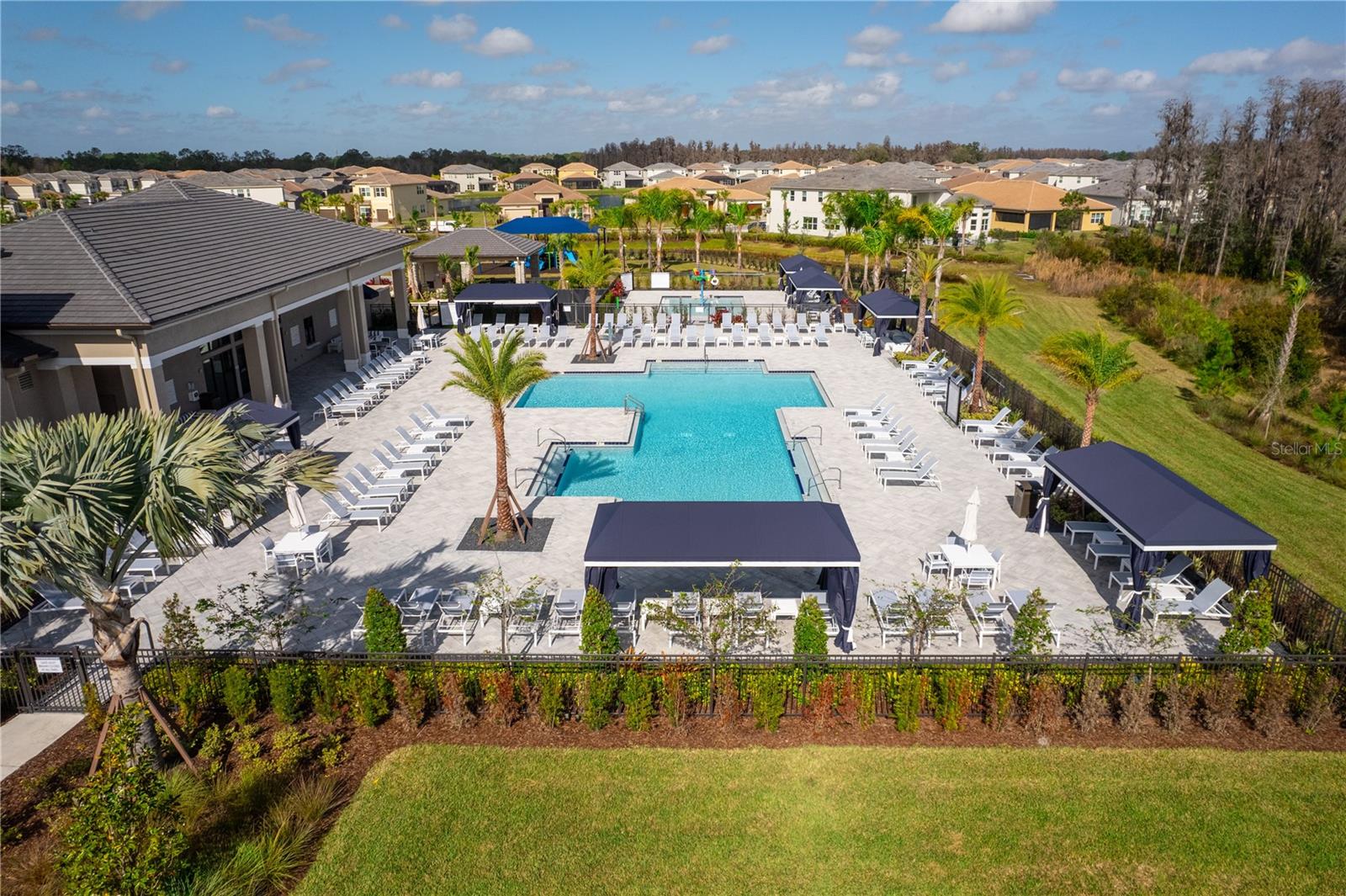 WINDING RIDGE - Residential