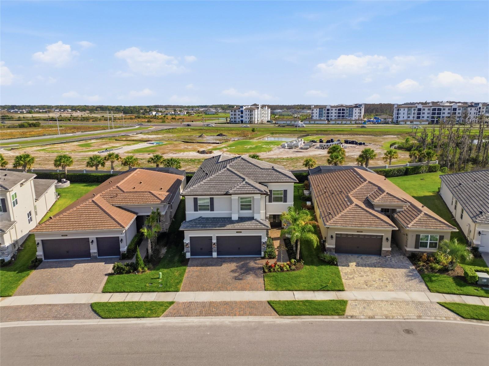 WINDING RIDGE - Residential
