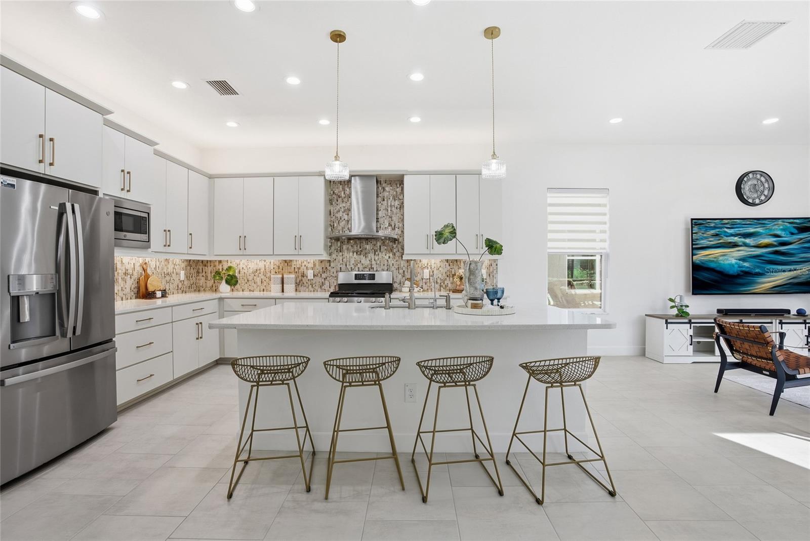 WINDING RIDGE - Residential