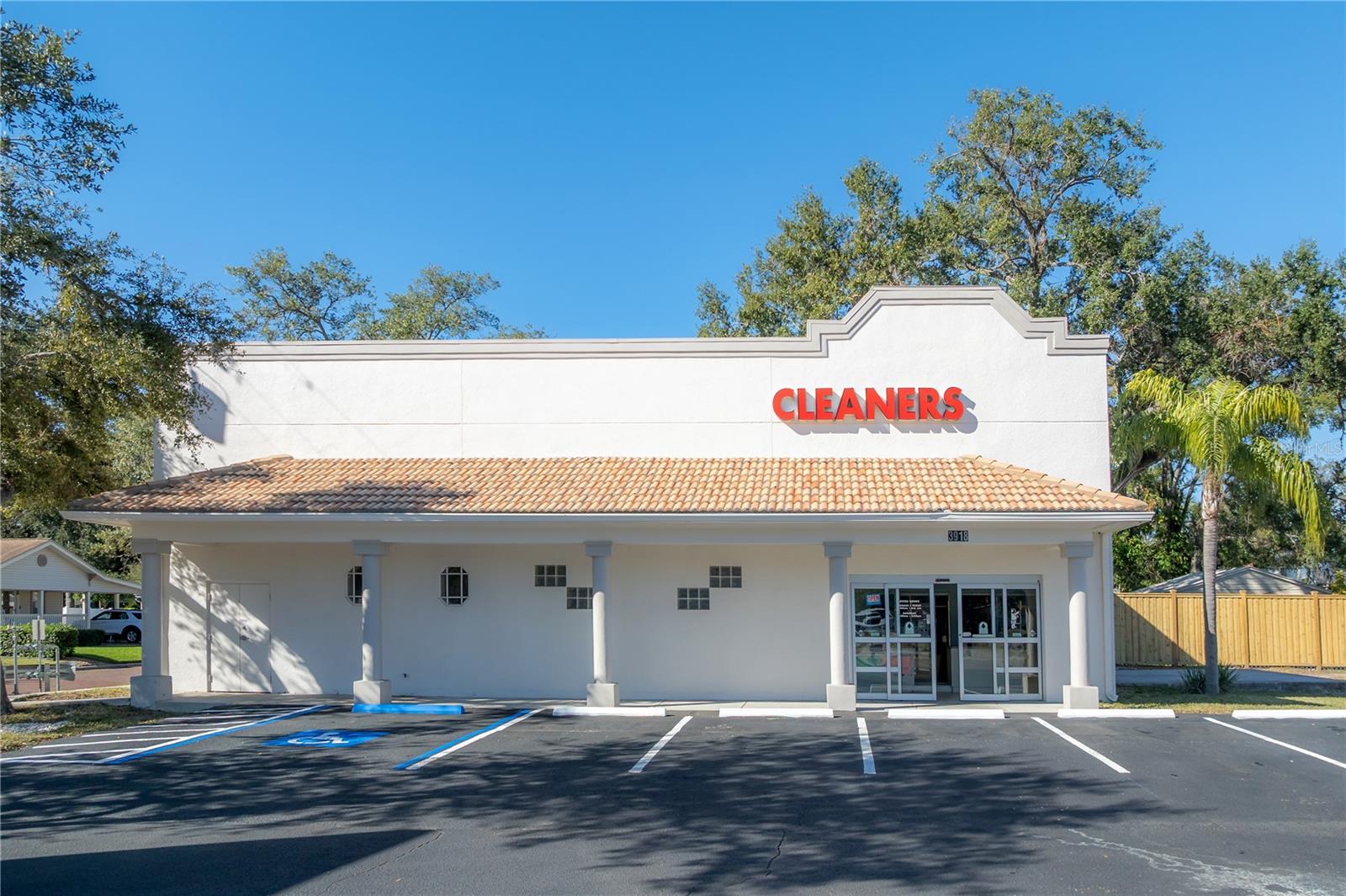 RIVERSIDE NORTH - Commercial Lease