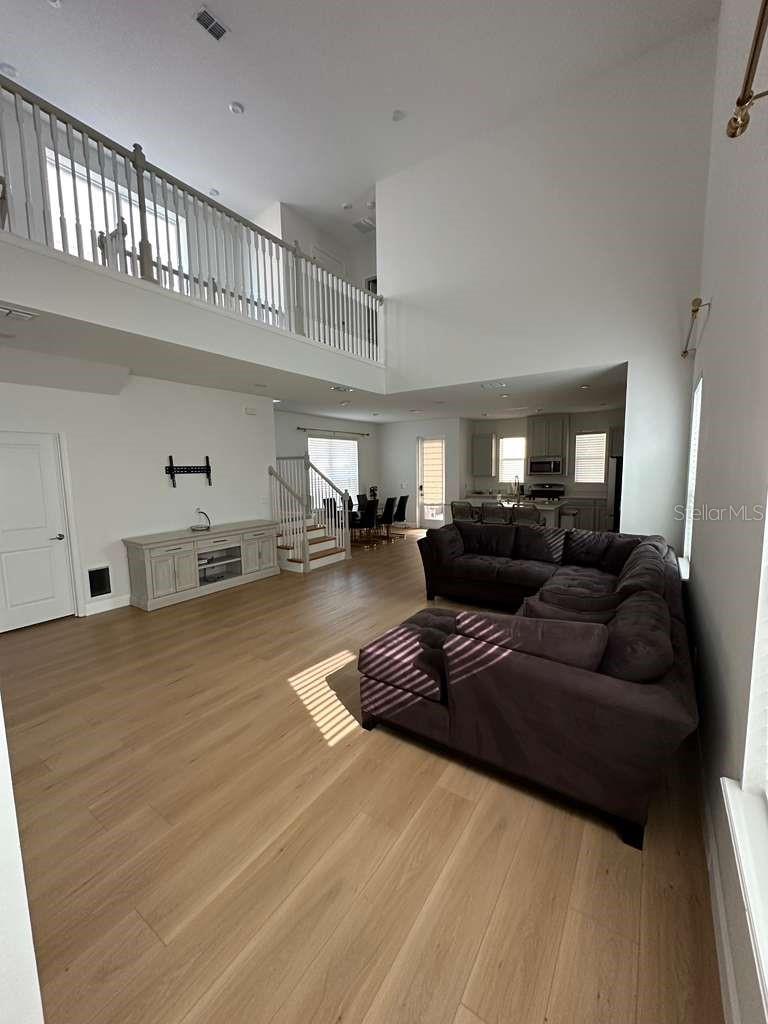 ENCLAVE/HAMLIN - Residential Lease