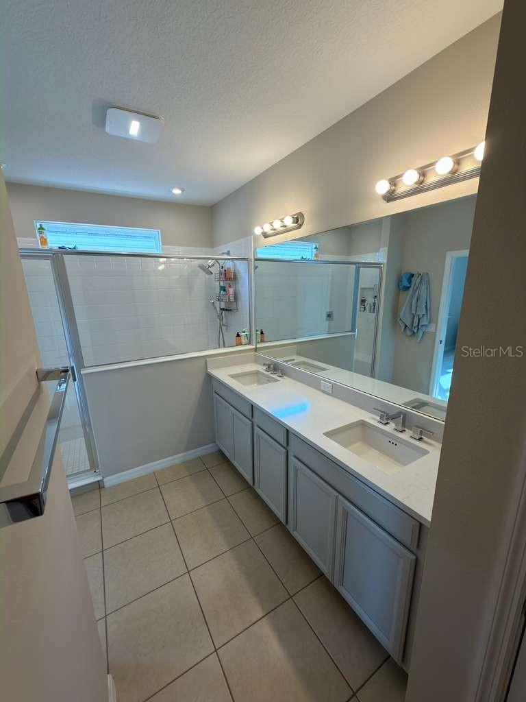 ENCLAVE/HAMLIN - Residential Lease