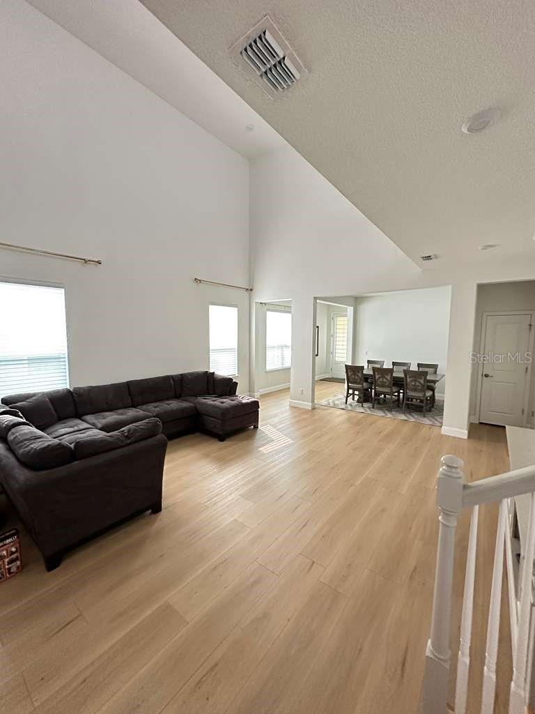 ENCLAVE/HAMLIN - Residential Lease