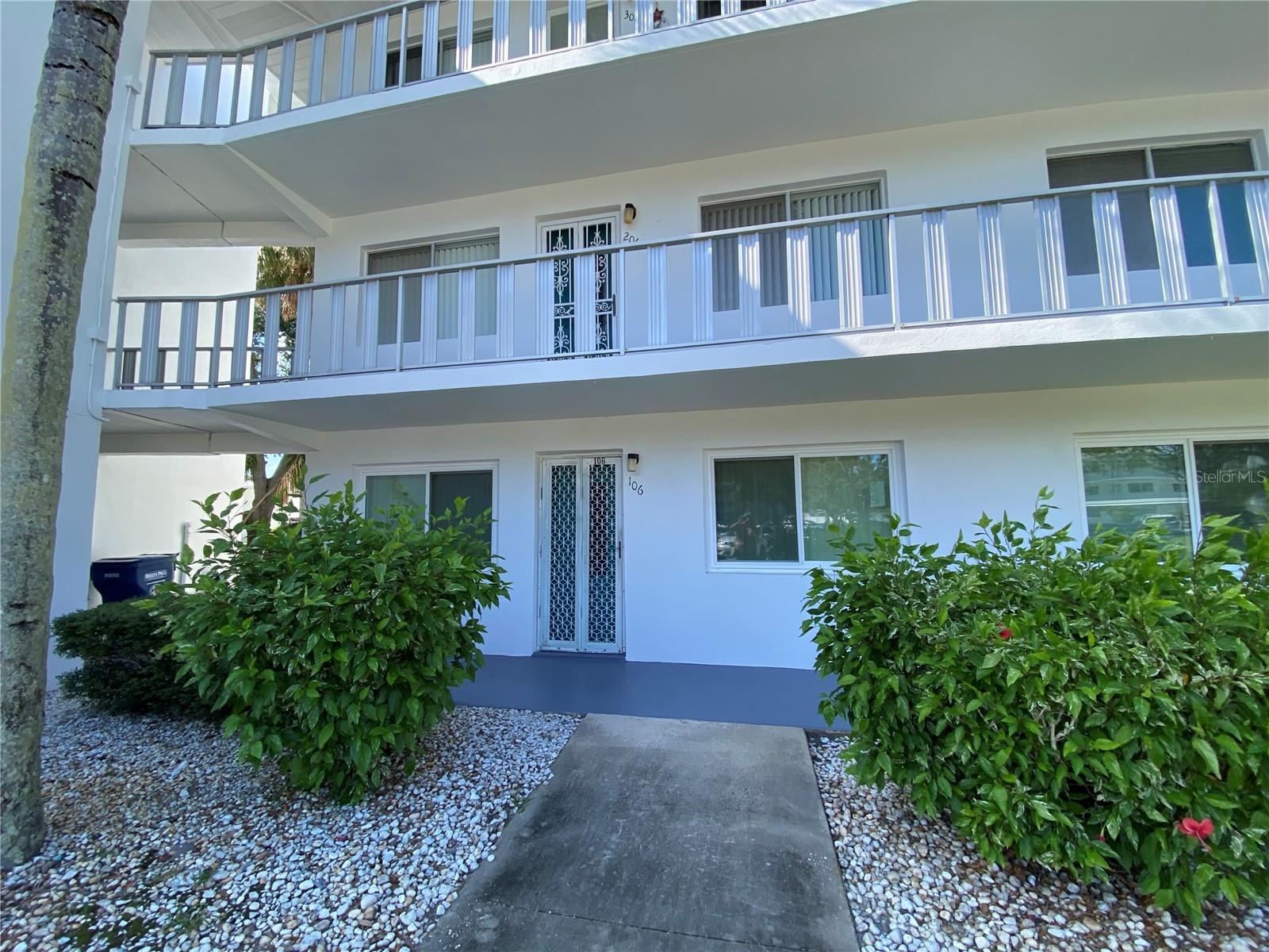 8402 111TH STREET 106