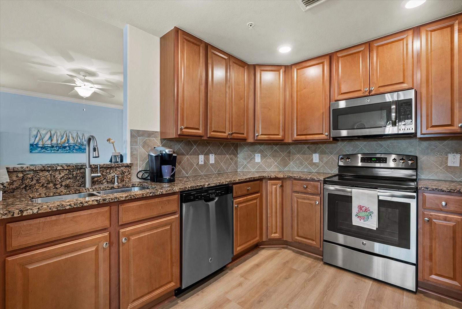 COACH HOMES 1 AT GRAN PARADISO - Residential