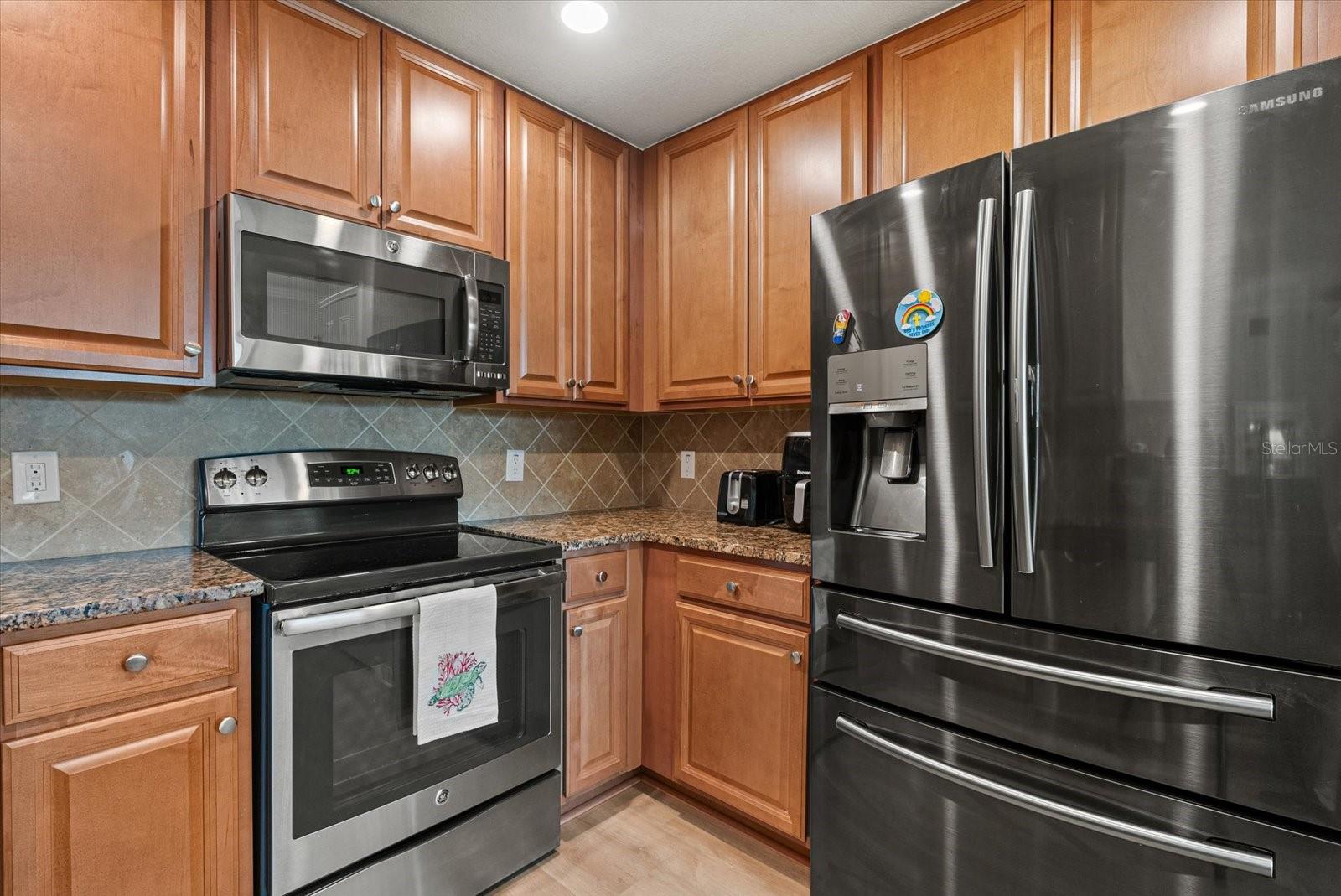 COACH HOMES 1 AT GRAN PARADISO - Residential