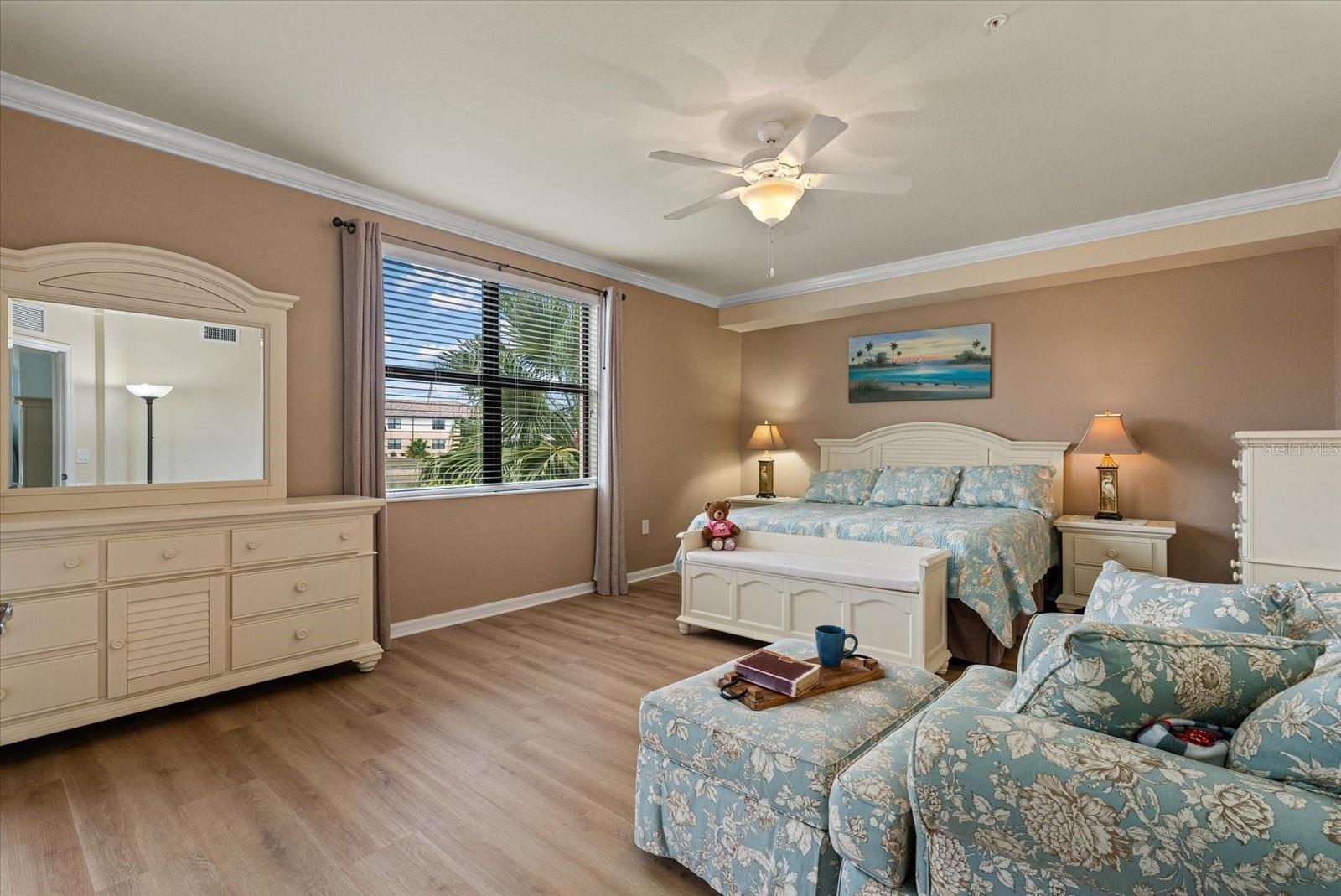 COACH HOMES 1 AT GRAN PARADISO - Residential