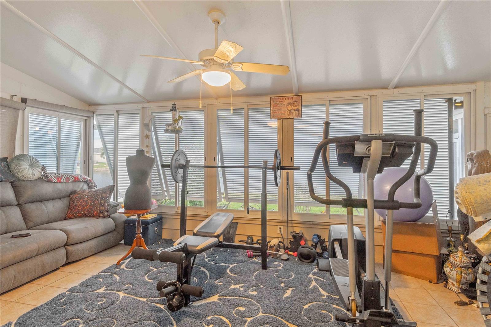 RIO VILLA LAKES - Residential