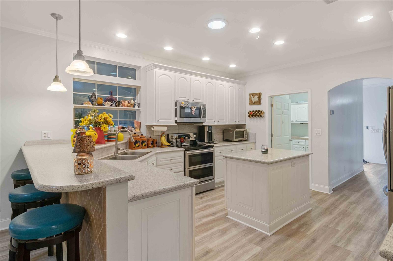 RIO VILLA LAKES - Residential