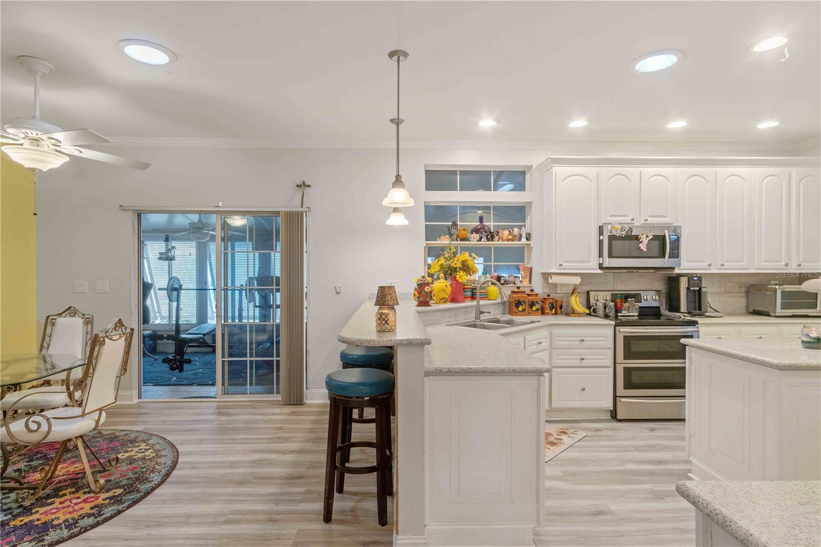 RIO VILLA LAKES - Residential