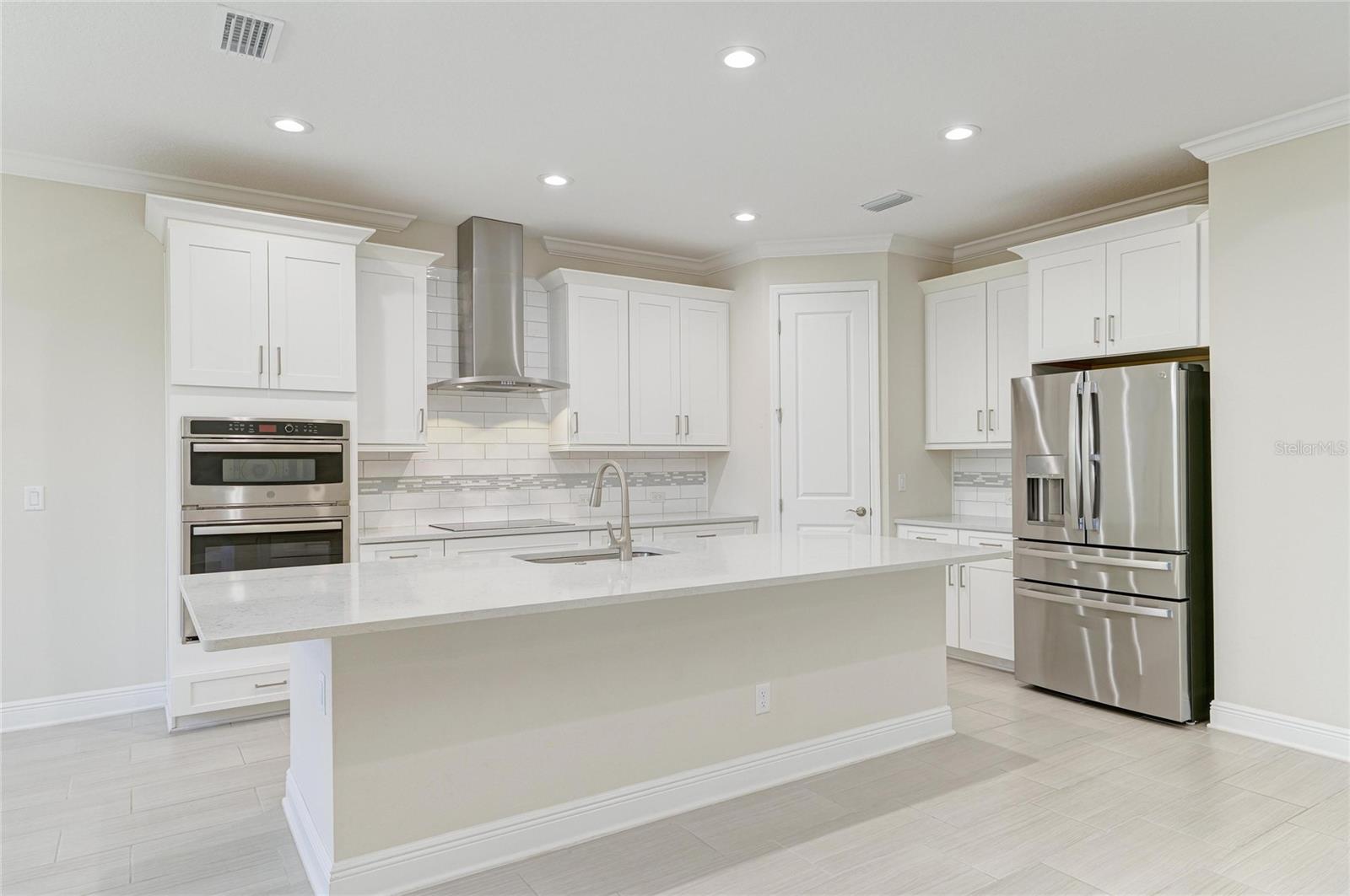 RIVERSIDE PRESERVE PH II - Residential