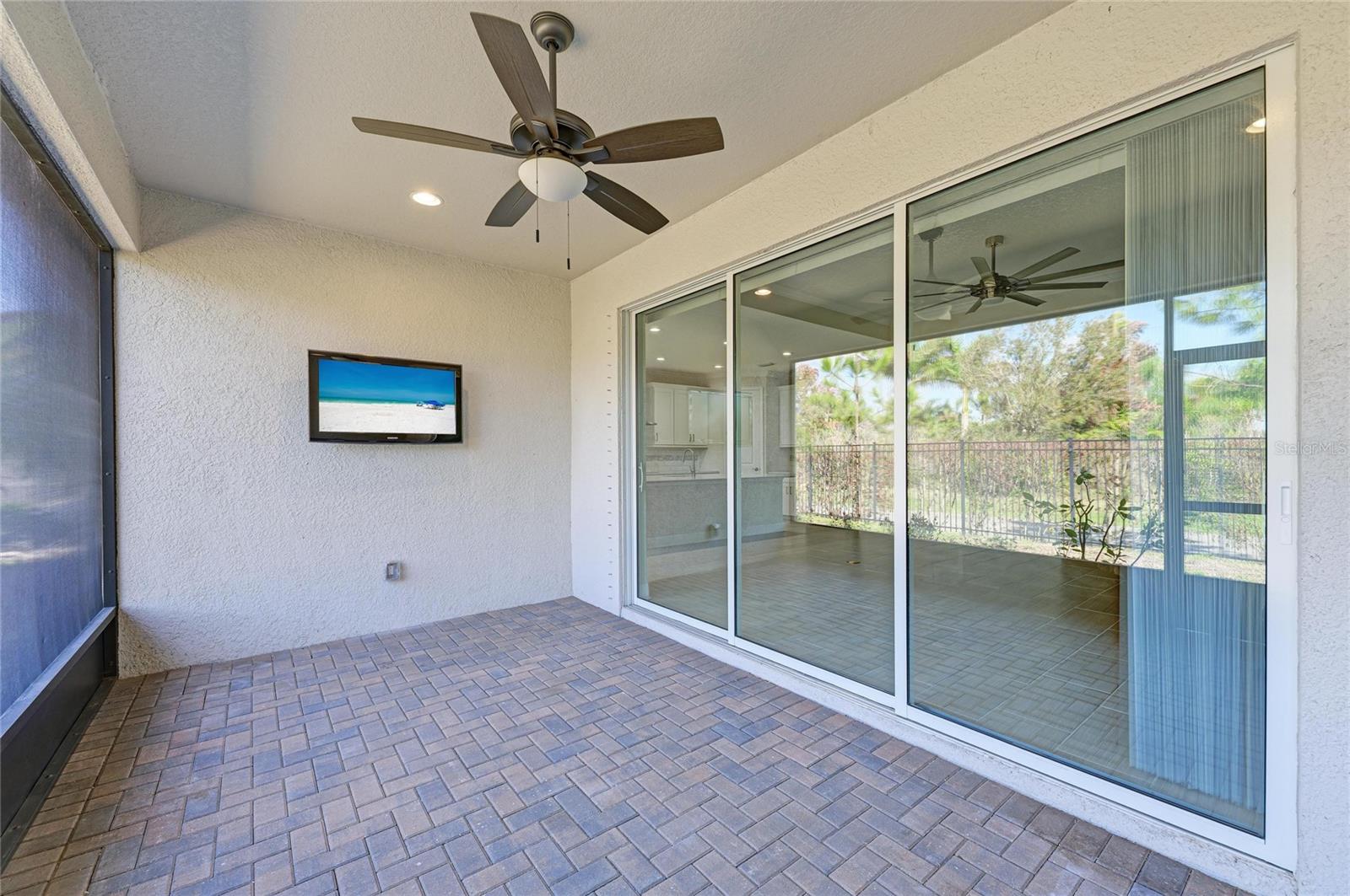 RIVERSIDE PRESERVE PH II - Residential