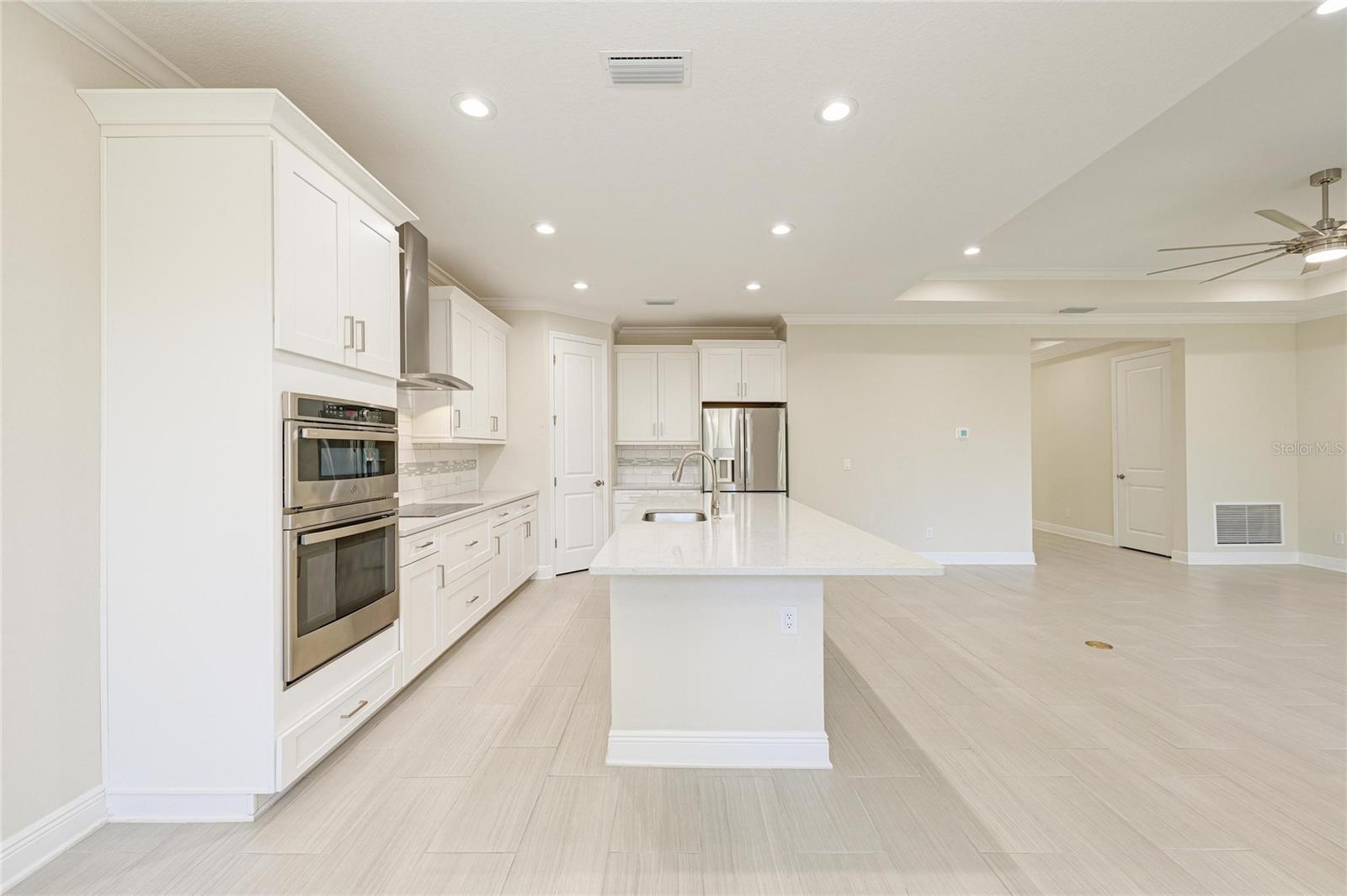 RIVERSIDE PRESERVE PH II - Residential