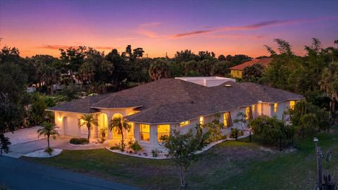 613 INDIANA AVENUE NOKOMIS FL 34275