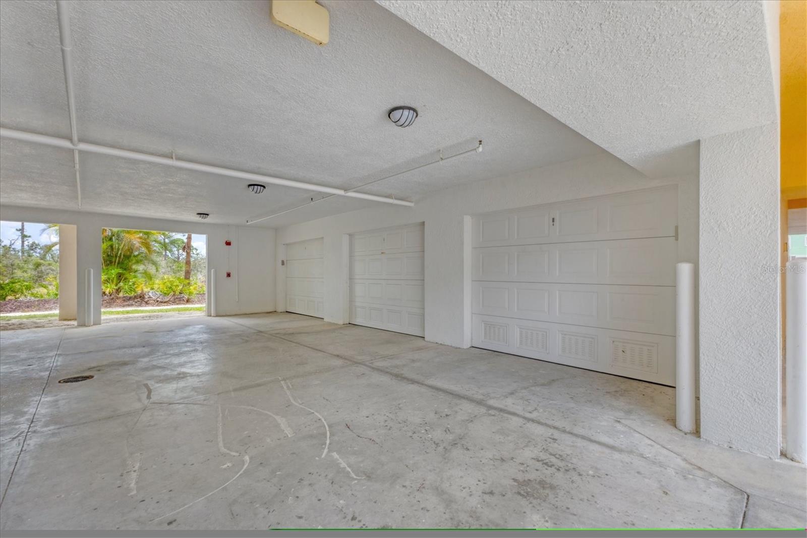 CAPE HAZE RESIDENCE C 7/9 - Residential